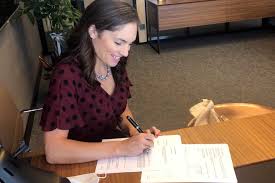 Nevşin mengü haberleri en güncel gelişmeler ve son dakika haberler. Nevsin Mengu Olay Tv Ile Sozlesme Imzaladi Evrensel