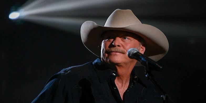 Alan Jackson writes his love story for country music on new album