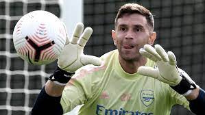Es internacional con la selección argentina. El Arquero Emiliano Martinez Ya Es Jugador Del Aston Villa Ingles Telam Agencia Nacional De Noticias