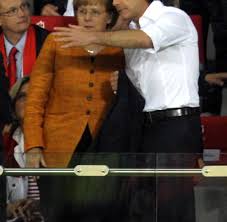 W hen joachim löw has dinner with angela merkel, he always orders the same thing. Kolumne Abseits Wetten Auf Eine Polka Von Kanzlerin Merkel Mit Low Welt