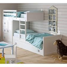Al Ver Dormitorios Infantiles Nos Encontramos Con Esta Litera Tipo Tren Blanca Que Es Una Buena Solucion Del Dormitorios Habitacion Doble Para Ninas Literas