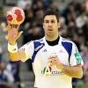 T i t͡ɕ), né le 19 avril 1988 à strasbourg, est un joueur français de handball d'origine croate par son père, branko karabatić, et serbe par sa mère lala karabatic. 1