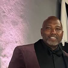 This morning, Deputy Commissioner Drew Echelson joined the RI School  Superintendents Association to kick off their first membership meeting of  the year and celebrate Superintendent of the Year Ana Riley! We thank