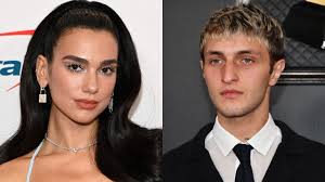Dua Lipa e Anwar Hadid terminam namoro após dois anos, e site revela o  motivo do rompimento