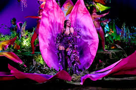 Take a look through to remember the talents who passed away in 2020. Rihanna New Line Incorporates Inclusivity Est 1933