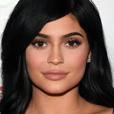 5 Times Kylie Jenner Was Accused Of Photoshopping Her Photos On Instagram