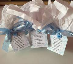 Baby Shower Favours Yankee Candles Soft Blanket And Poem On The Tag Baby Shower Candles Baby Shower Candle Favors Baby Shower Favours
