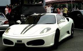 Mungkin kita sudah sedia maklum tentang kekayaan datuk lee chong wei hasil kerja keras beliau menjadi pemain badminton terbaik di dunia. Badminton Star Lee Chong Wei S Swanky New Ride