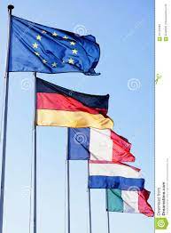 Francia se mide a alemania en el grupo f de la uefa euro 2020. Banderas De La Union Europea Alemania Francia Italia Imagen De Archivo Imagen De Cielo Italia 97103399