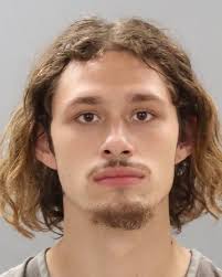 BRIAN HUGH LORSHBOUGH Booking Number: B21002992 Inmate ID: 54123 Booking  Date: 10/23/2021 Age: 40 Sex: M Race: W Hair: BRO Eyes: BRO Height: 510  Weight: 165 GRANTS PASS Charges: 10 1 Violation: