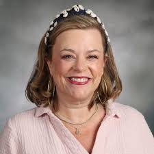 Peggy Braddock's Instagram, Twitter & Facebook