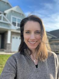 What to wear for outdoor reading in cool weather