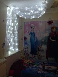 Diy Frozen Bed Canopy I Made For My Daughters Room I Have One Very Happy Little Girl Frozen Bedroom Frozen Room Frozen Bedroom Diy