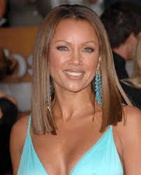 vanessa-williams [NOTE: Her eyes are mixed. When she wears a soft blue, the  blue appears. When she wears soft green, does the green appear. Neon colors  of such, and the opposite color