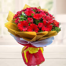 As a top quality local florist, our specialist florists handcraft each gorgeous bouquet and gift basket Send Mix Red Flowers Bouquet To Mumbai