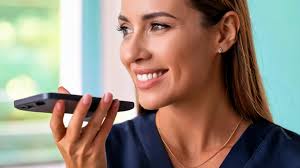 Mehr Zeit für Menschen durch intelligente Automatisierung in der Pflege