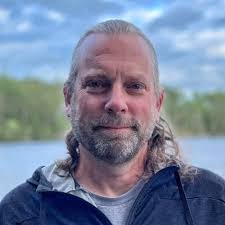 Scott Meier's Instagram, Twitter & Facebook