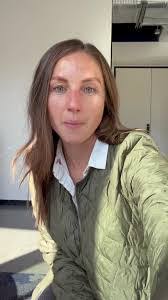 Erin Tryon's Instagram, Twitter & Facebook