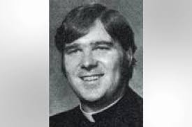 Chicago priest accused of molesting kids makes bombshell claim against Pope  Leo