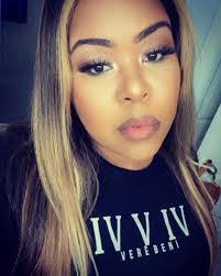 Mai Willis's Instagram, Twitter & Facebook