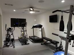55 Modern Home Gym Inspiration Ideas Can We Make It At Our Place At The Gym We Used To Do A Sport That Is Pl Workout Room Home Gym Room At
