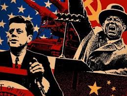 A guerra fria foi um período histórico do século xx no qual o mundo ficou dividido em dois blocos políticos e ideológicos, comandados de um lado pelos eua e de outro, pela urss. Efectos Politicos De La Guerra Fria Y La Revolucion De Cuba