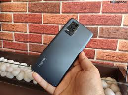 realme 9 5G Review - Hands-On and First ...