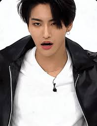 Park Seonghwa attractive photos