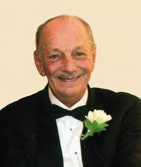 David Tull's Instagram, Twitter & Facebook