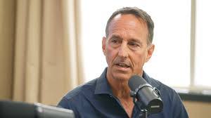 Tommy Hubble's Instagram, Twitter & Facebook