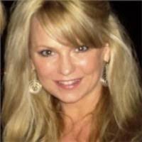 Heather Zayas's Instagram, Twitter & Facebook