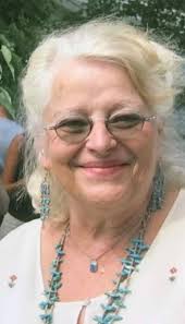 JULIENNE OUELLET — Résidence funéraire Steve L. Elkas