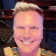 Stop forcing something that isn't working. You're going to drive yourself  crazy. Some relationships aren't supposed to last. Some friendships aren't  supposed to be forever. As you grow, the…