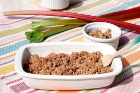 Gesundes 10 Minuten Rhabarber Crumble Mit Haferflocken Rezept Lebensmittel Essen Rezepte Gesund Essen Und Trinken