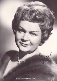 Lisa Otto's Instagram, Twitter & Facebook