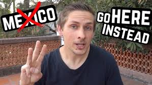 TOP Reasons People Are MOVING to MEXICO