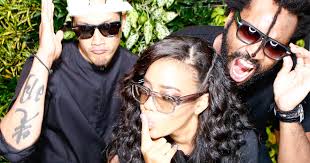 Oliver Peoples Goes to Public School