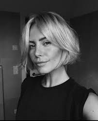 Amanda Bowes (amandambowes)