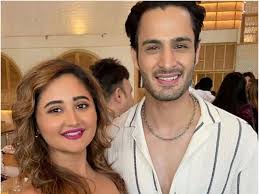 Rashami Desai Opens Up on Her Relationship With Umar Riaz, Reveals if She  Wants to Get Married Again | Movies News - News18