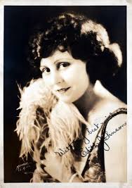 Who is Edith Johnson dating? Edith Johnson boyfriend, husband