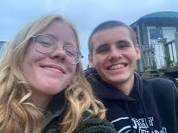 Let's welcome our new members: Tell us a little about yourselves and your  interest in France. If you live in France, may be you would consider  writing about your life here. They