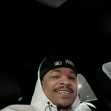 Kyrie Irving vs Allen Iverson in their prime, first to 11, Who wins? 🤔