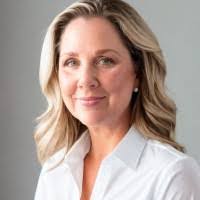 Kristen Schmitt's Instagram, Twitter & Facebook