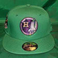My Fitted Exclusive Houston Astros Apollo 11 Patch Purple Uv 7 1 4 In 2021 Houston Astros Man Cave Accessories New Era 59fifty