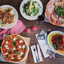 Are You A Pasta Pizza Or Risotto Lover Whatever You Fancy Enjoy Classic Italian Food At Casa Nostra In Christchurch Food Vegetable Pizza Pizza