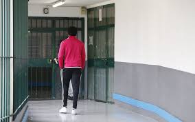 Maison D Arret De Nanterre Cellules Surpeuplees Personnels Debordes Le Parisien