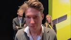 Jasper Philipsen twijfelt of nieuwe groene trui haalbaar is in ... - YouTube