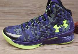 Also got a chance to give away some shoes to subscribers who have been hanging out with me! A First Look At Steph Curry S Signature Shoe With Under Armour Sneakernews Com