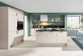 Zwei der farben sind völlig frei von konservierungsmitteln. Mit Dunkler Wandfarbe Streichen Die Besten Profitipps Schoner Wohnen