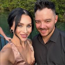 Meet the people behind Cruz Corral Cattle Co. We are a husband and wife  team running a small hobby farm here in Blue springs. My husband is a  Project manager/ Crane Operator